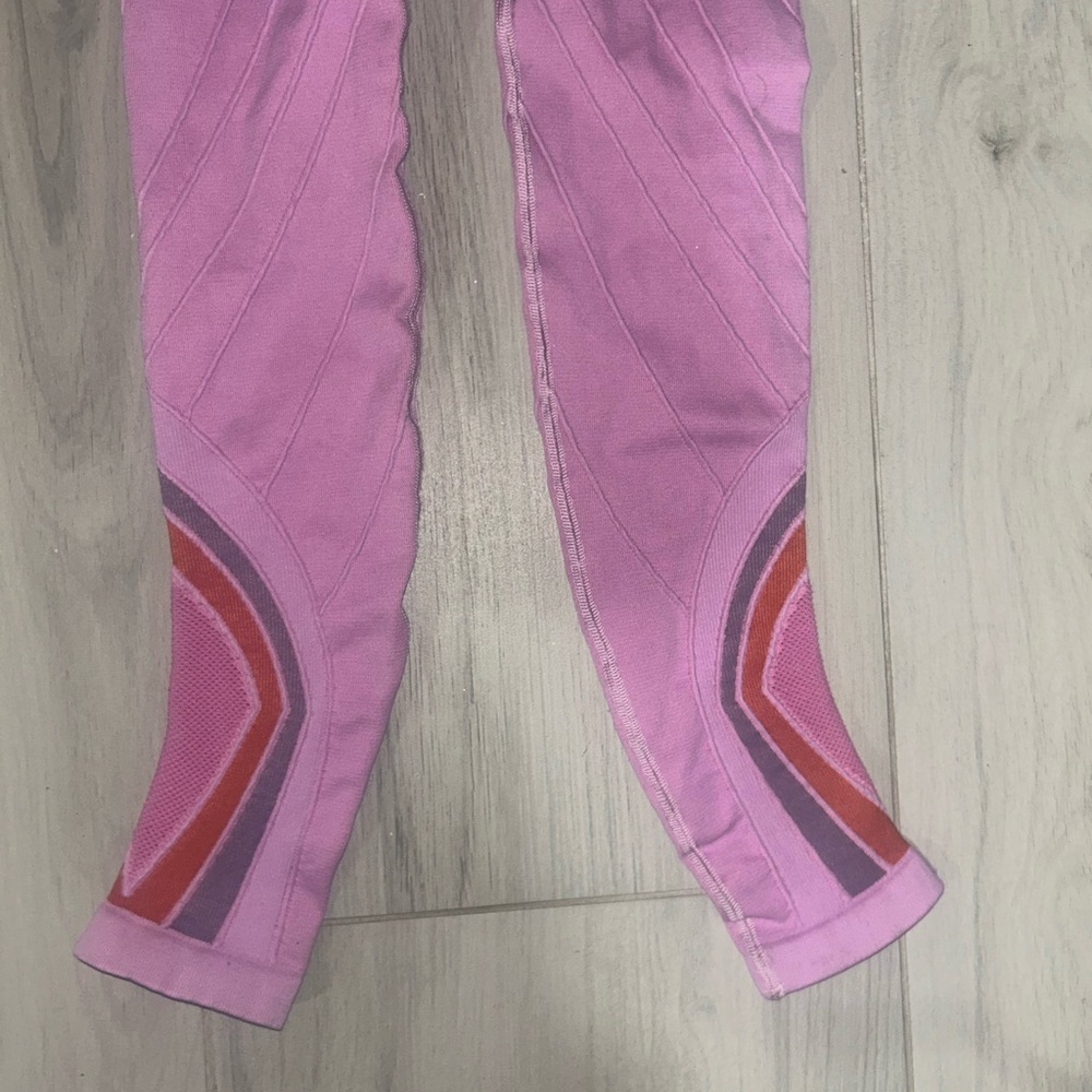 Free People Movement Essence Onesie Jumpsuit Purple Pink Size XS/S - Picture 3 of 7